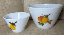 VINTAGE FIRE KING  Set of 2 SPLASH PROOF GAY FAD FRUITS BOWL 6.5" 4.5"
