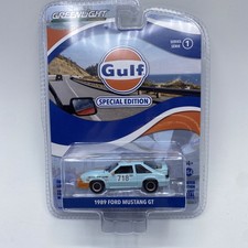 1/64 GREENLIGHT GULF SPECIAL EDITION 1989 FORD MUSTANG GT #718 TURQUOISE & ORANG