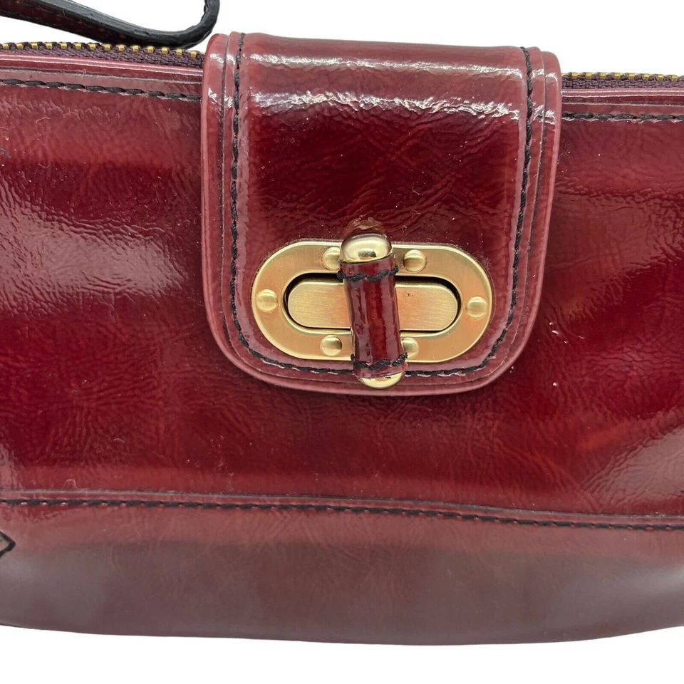 ANN TAYLOR Purse Wristlet Clutch Case Maroon Patent Gold-tone Turnlock Zippered - Image 2 of 4