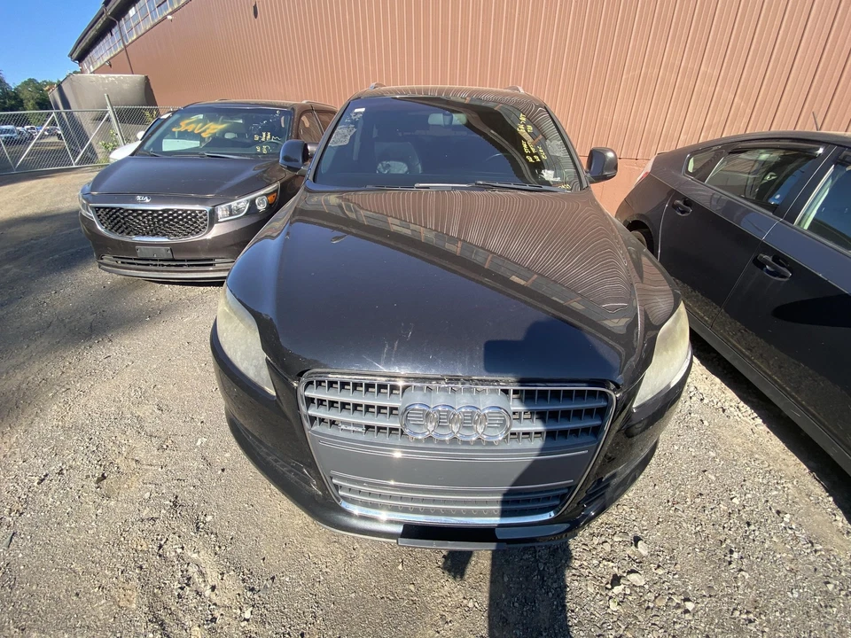 Used Air Cleaner Assembly fits: 2009 Audi Q7 3.6 Grade A - Image 2 of 4