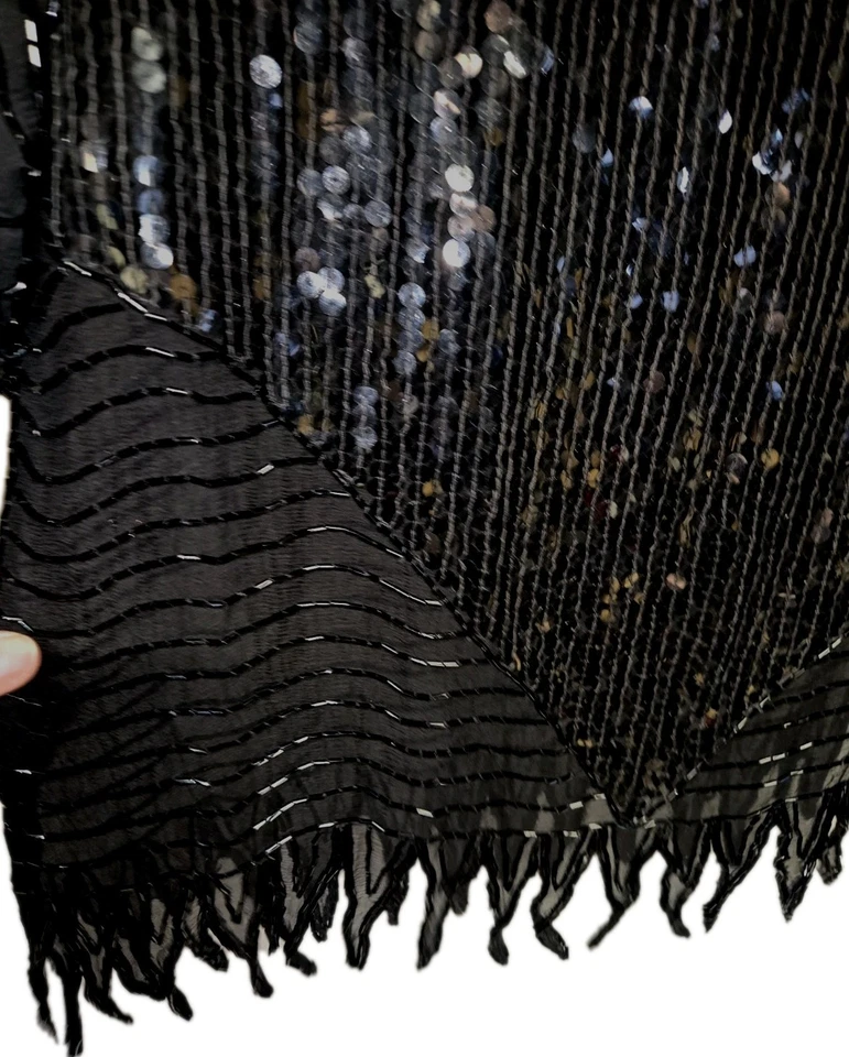 Blusa vintage, Swee Lo, con flecos de seda con cuentas negras, talla S Foto 2 de 4