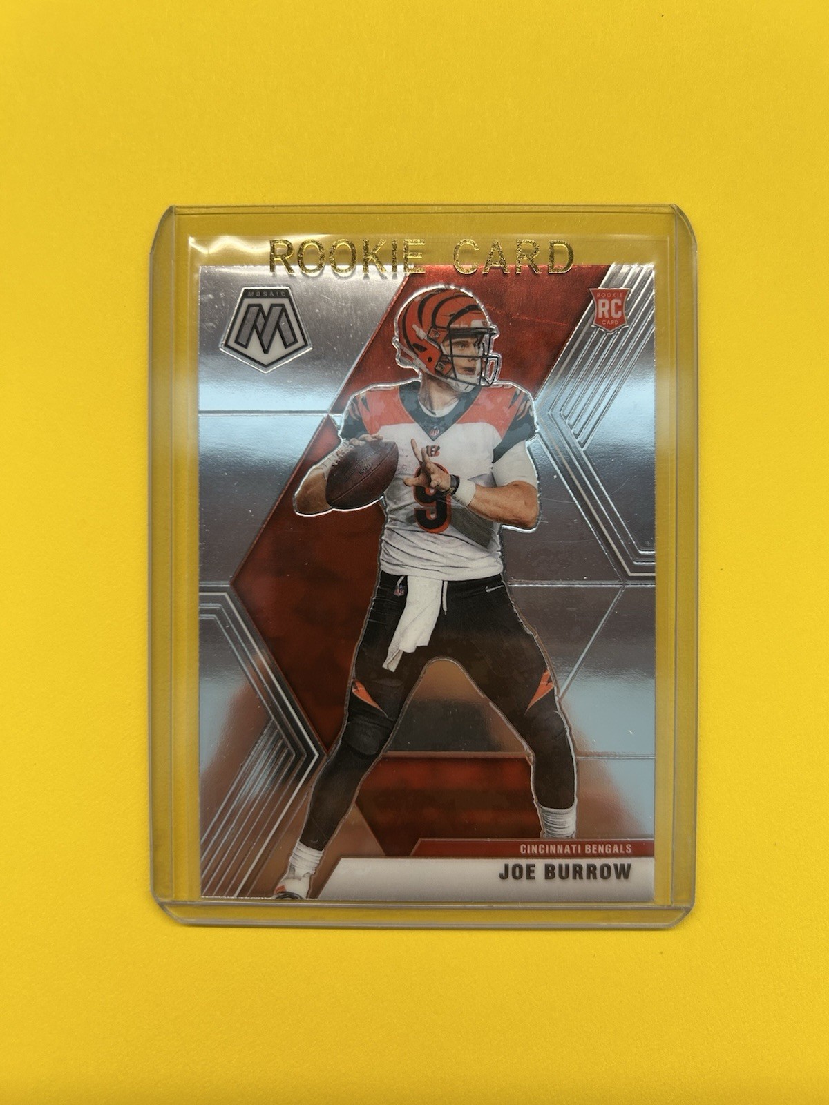 2020 Panini Mosaic - Rookies Joe Burrow #201 (RC)