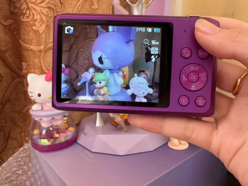 Samsung DV150F 16.2MP Digital Camera WIFI Dual LCD Screen Purple English - Picture 5 of 5