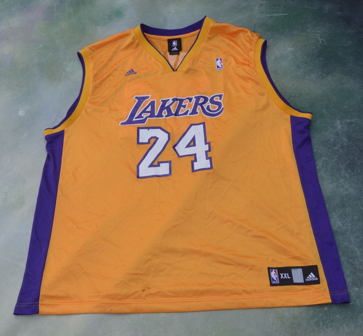 Vintage Adidas NBA Los Angeles Lakers Kobe Bryant #24 Jersey