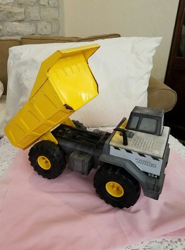 Yellow Tonka Dump Truck 354 Metal & Plastic Tires XMB-975 - Picture 9 of 9
