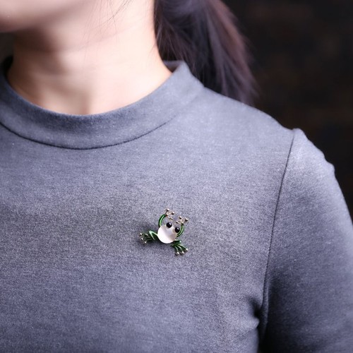 Fashion Lovely Crystal Rhinestone Frog Brooch Pin Women Sweater Badge Jewelry - Picture 4 of 24