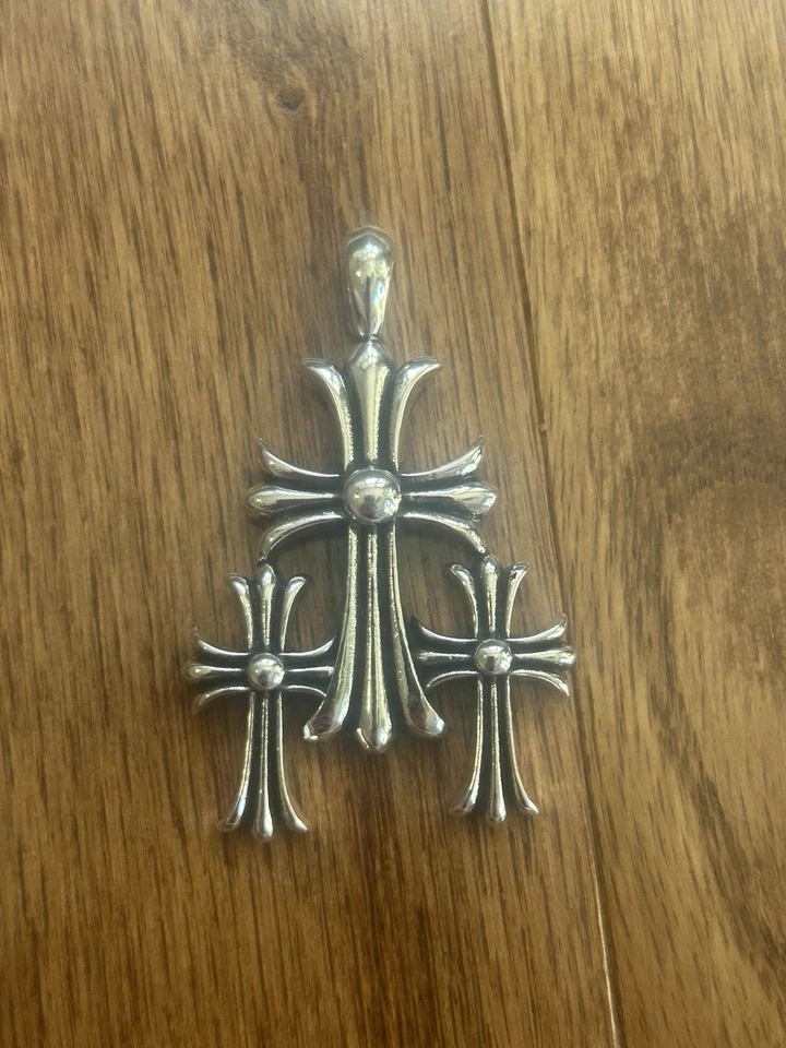 Colgante Cruz Triple Grasa Corazones Cromados Plata 925 2020 Foto 3 de 3