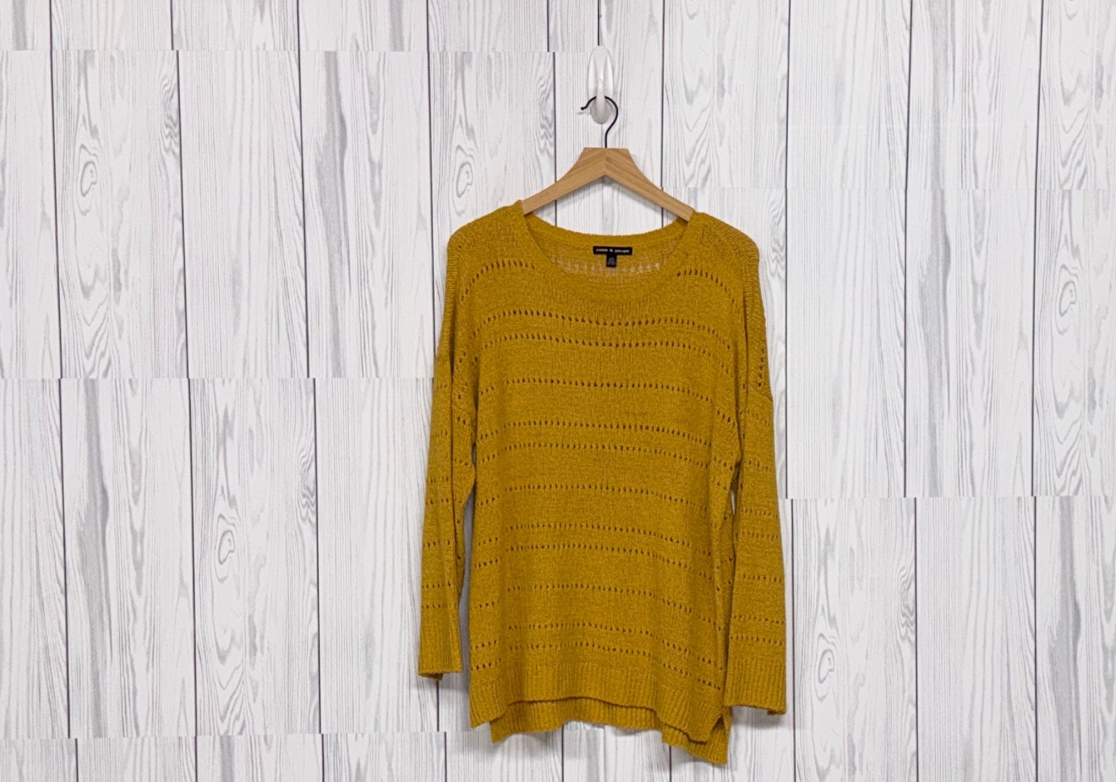 Cable & Gauge sweater womens size large long sleeve knit round neck gold