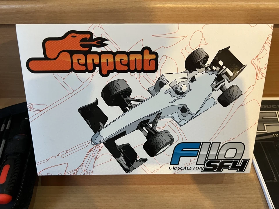Serpent F110-SF4 1:10 Formula #410067 + Teile + Ersatz - Bild 2 von 4