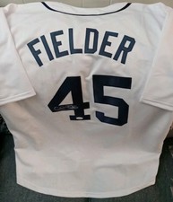 10 Baseball Autographs We Want More Of 26