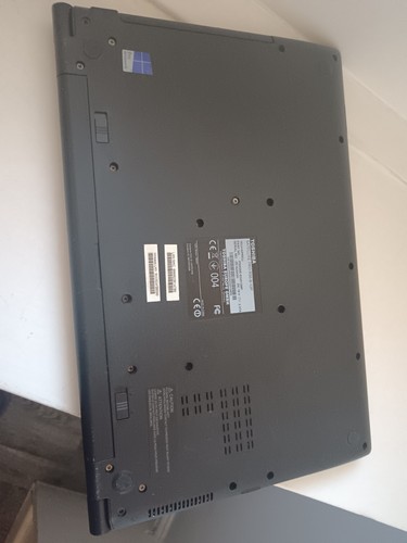TOSHIBA SATELITE Pro R50-B Core i3 4THth gen. 1.7GHz 4GB Ram - Picture 8 of 8