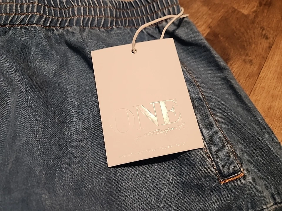 NUEVO CON ETIQUETAS ONE by ONE Cucharadita Para Mujer Harén Denim Calipsos Corto Moderno Cintura Baja S Foto 3 de 4