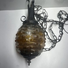 Vintage 1960-70s Acorn/Honeycomb Hanging Swag Lamp. Approx 18”X7”. READ