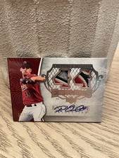 Roy Oswalt 2006 Upper Deck Exquisite  Endorsed Emblems /25