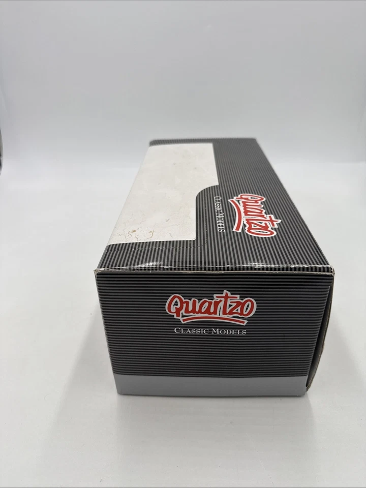 Quartzo 1/18 Lotus 49 Win Monaco GP 1969 Graham Hill + Case Diecast Model F1 Car - Image 4 of 4