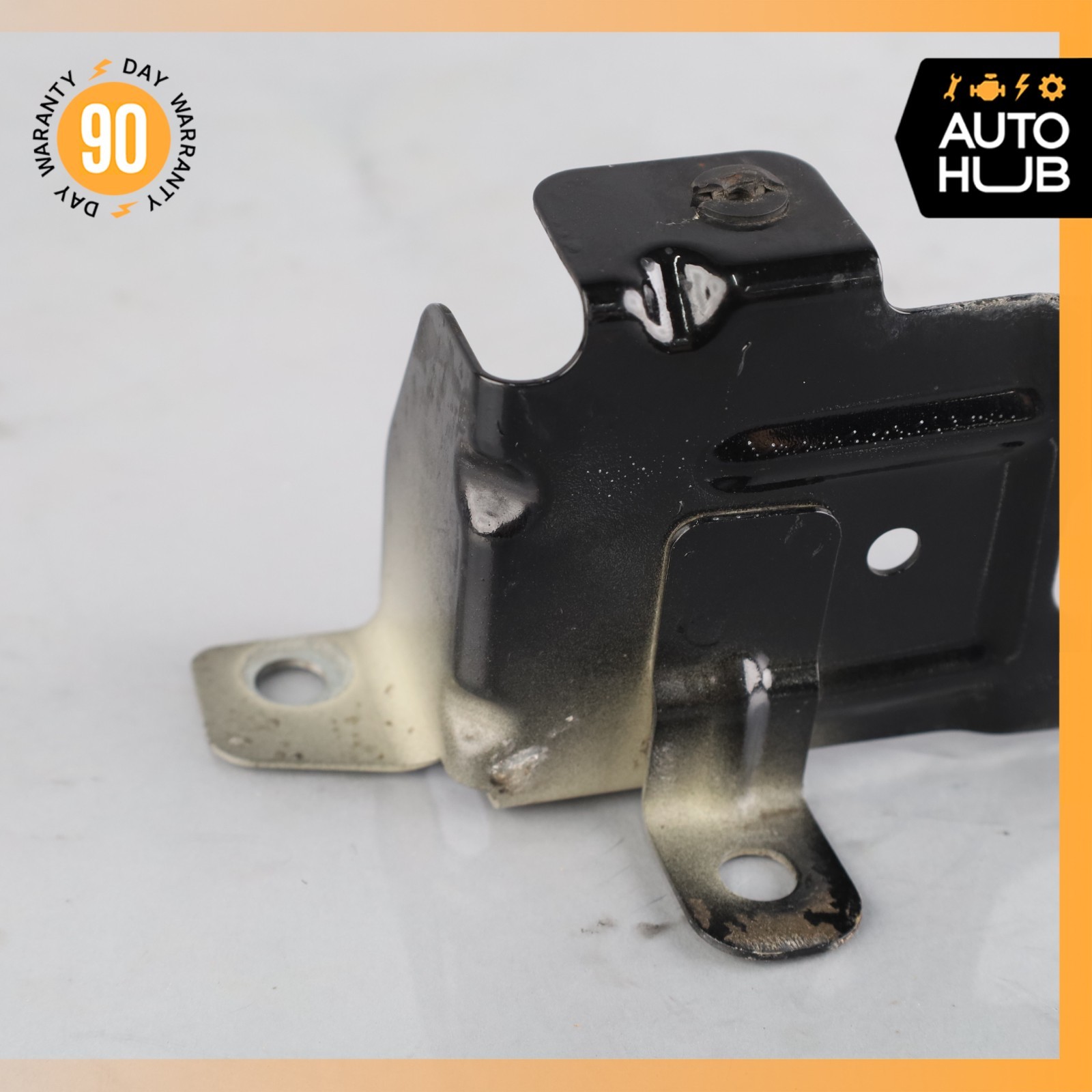 12-18 Bentley Continental GTC Front Left Lower Fender Bracket 3W8821167B OEM