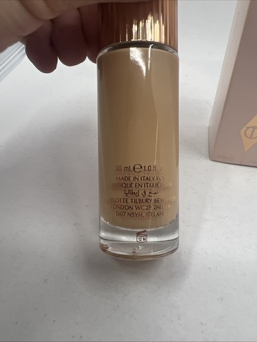 Charlotte Tilbury Hollywood Flawless Filter in 4.5 Medium 30ml BN - Picture 5 of 15