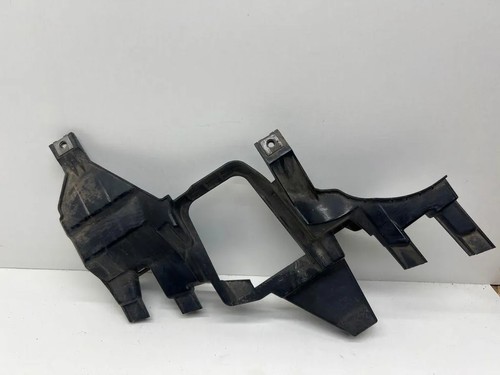 BMW 7 E65, E66, E67 Rechte Scheinwerferhalter 161698 3.00 Diesel 170kw 34315347