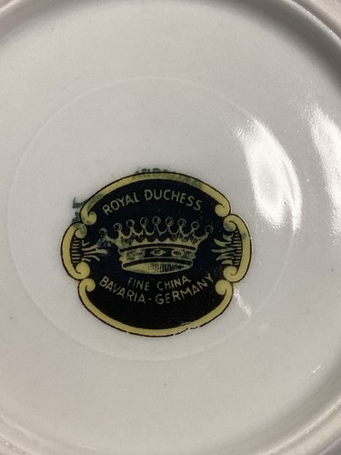 Vintage 4 Royal Duchess Fine China Mountain Bell 5 1/8" Fruit Dessert Bowls - Picture 5 of 5