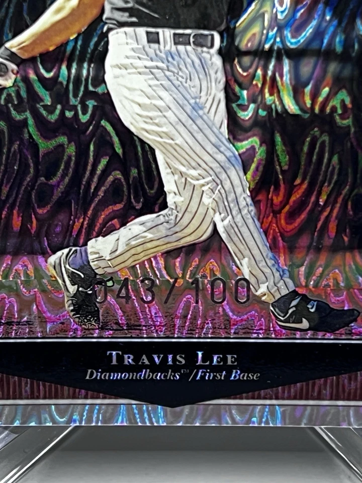 1999 Ultimate Victory COLEÇÃO #8 Travis Lee LAVA RARA 🔥REFRATOR /100! (MJ) - Imagem 3 de 3