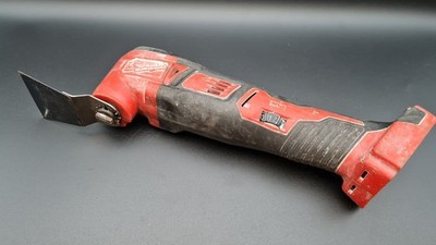 Milwaukee M18BMT-0 18V M18 kompaktes Multitool nur Gehäuse
