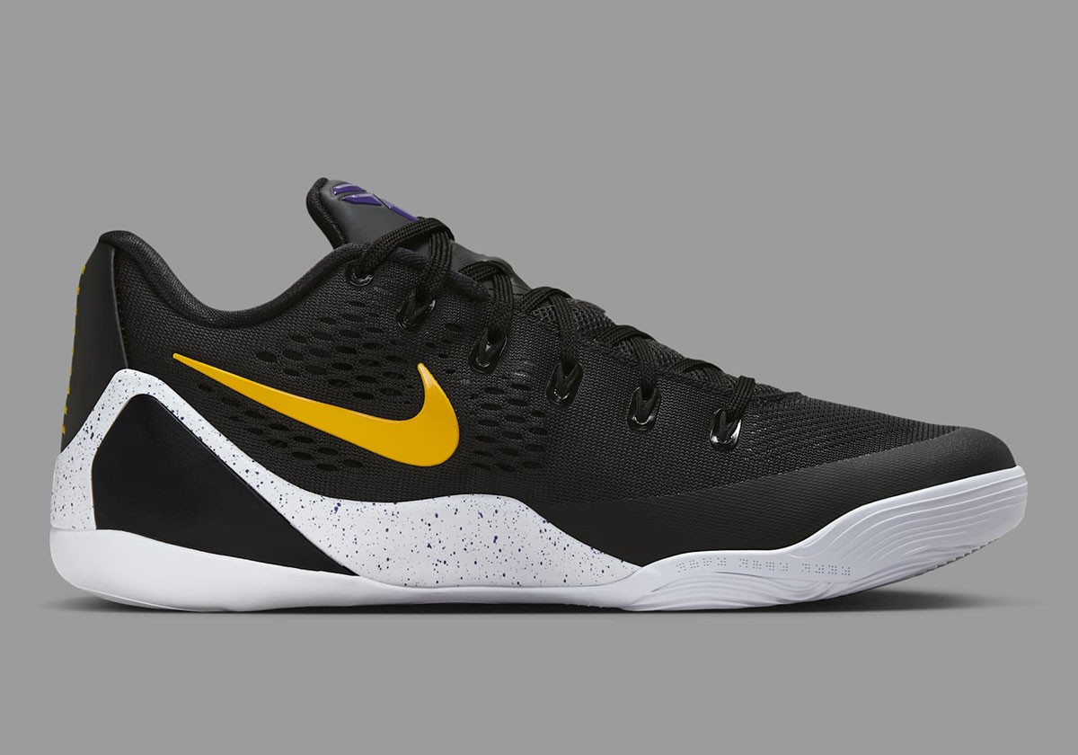 Nike Kobe 9 Elite Low EM Protro Black/University Gold IH1401-002