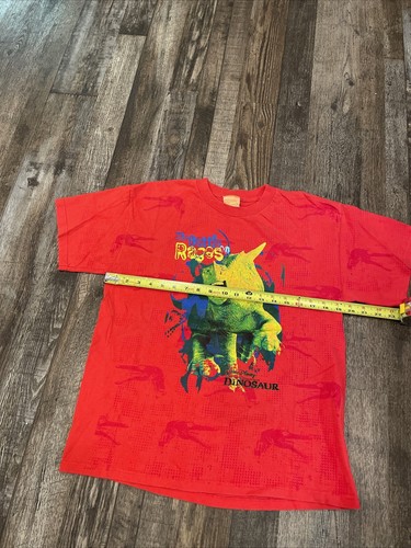 YOUTH Vintage Disney Dinosaurs THE BATTLE RAGES Red T shirt Size XL - Picture 9 of 15