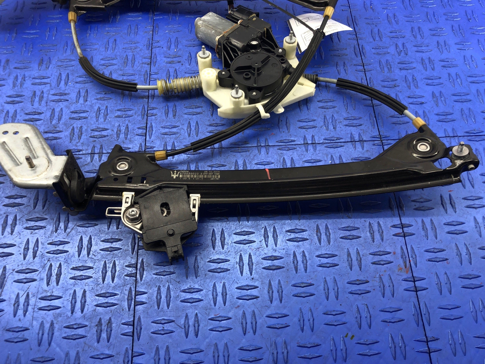 2014 - 2019 MASERATI GHIBLI M157 REAR RIGHT REAR DOOR WINDOW REGULATOR W/MOTOR