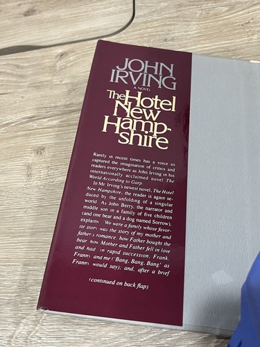 The Hotel New Hampshire by John Irving (1981, Hardcover, DJ, ISBN 0-525-12800-X) - Picture 4 of 13