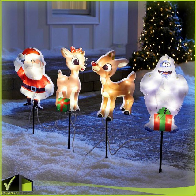 Set Of 4 Lighted Peanuts Pathway Lights Markers Outdoor Christmas