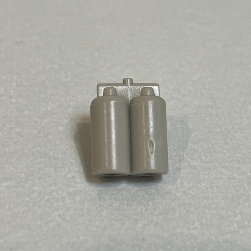 LEGO GREY SPACE ASTRONAUT HELMET AIRTANK TORSO PARTS BUILD YOUR OWN SPACEMAN - Picture 7 of 17