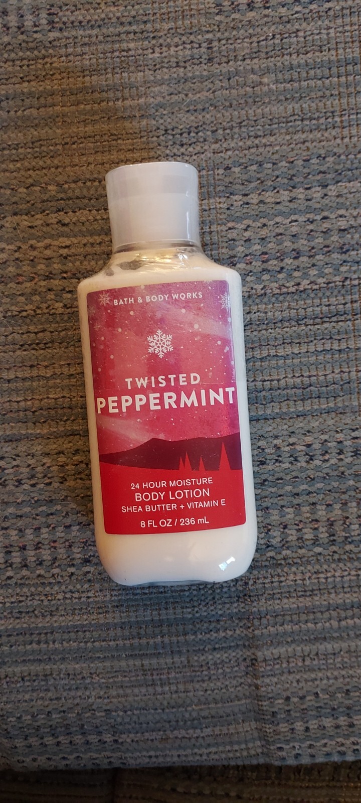 Bath & Body Works Twisted Peppermint Body Lotion 8oz Moisturizing Holiday Scent