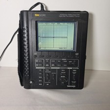Tektronix THS720 Std 100MHz 2-Ch 500MSa/s Handheld Digital Scope DMM Probes