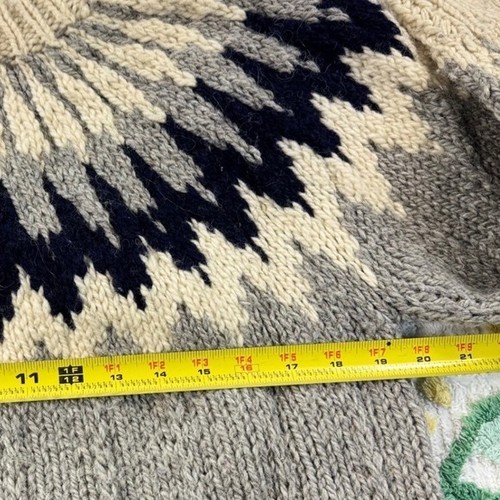 Vintage Hand Knit Wool Nordic Fair Isle Sweater Grey Cream Navy Sunburst Yoke, $50 - Photo 5