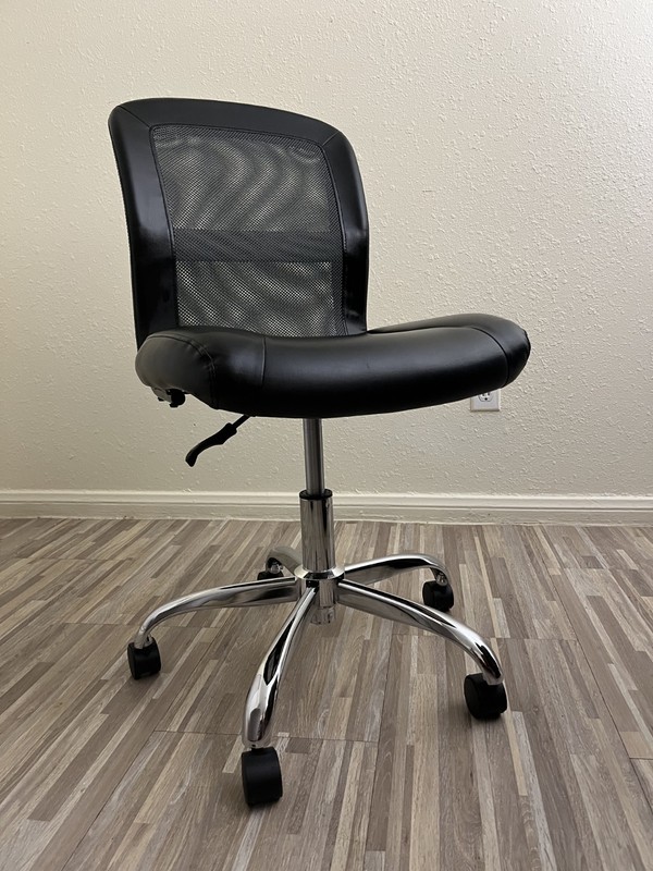 Mainstays Mid-Back Mesh Office Chair – Black/Gray
