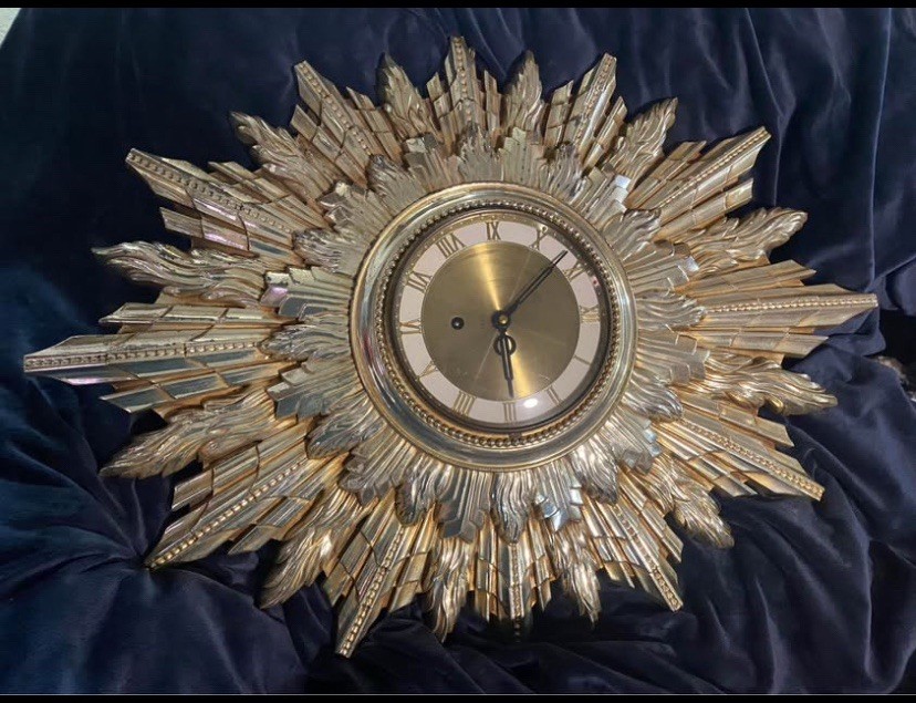 Vintage 60s MCM Welby Gold Starburst Atomic Retro 8-Day Wall Clock
