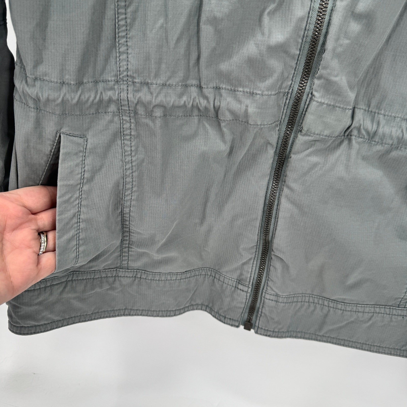 Kuhl Stryka Jacket Womens Medium Hooded Field Full Zip Dusty Sage Green Coastal