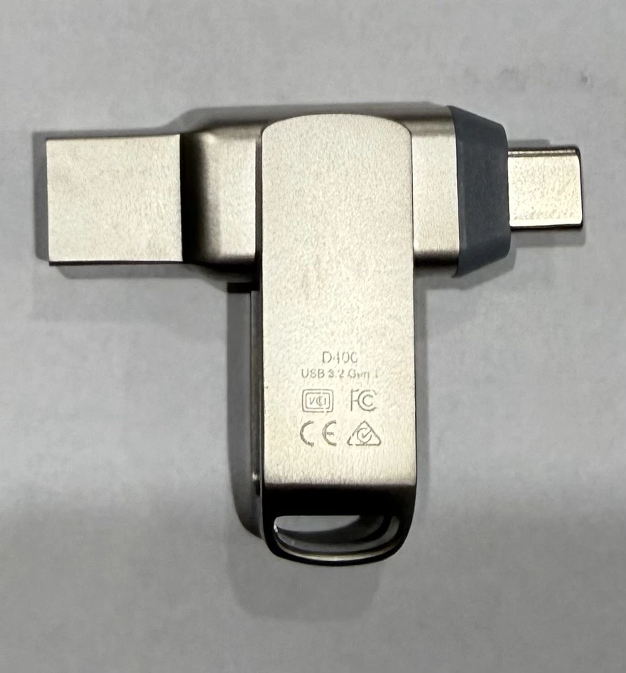 LEXAR 2 PACK 128GB DUAL DRIVE WITH USB-C & USB-A CONNECTORS- NEW! - Image 3 of 4