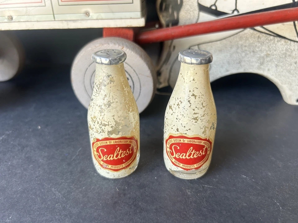 Vintage Sealtest Dairy Products Pull Toy Rich Toys Clinton Iowa - Image 2 of 4