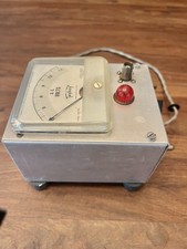 Vintage TRIPLETT ELECTRIC Model 327-PL D.C. Volts Meter