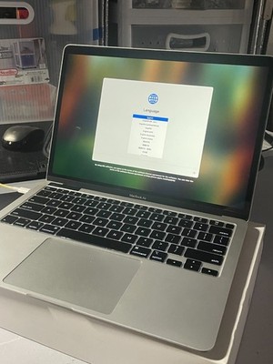 MacBook Air Z0YK0002H 2020 13.3'' Silver; Intel Core i5, 16GB RAM, 512GB HD