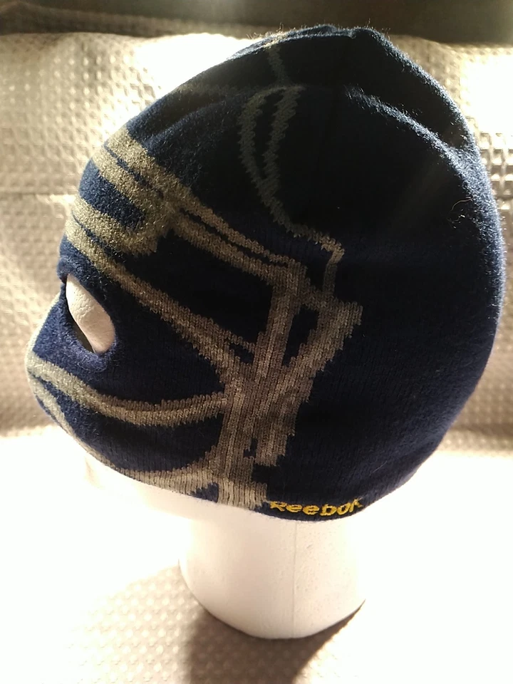 Men's St. Louis Blues NHL Beanie Reebok Blue Logo - Image 4 of 4