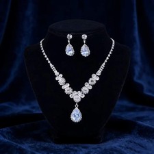 Fashion Set mit Blumen und Tropfen aus Zirkonia und Strass 2TEILIG