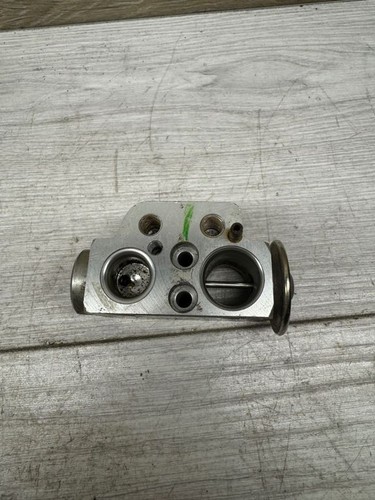 Volkswagen Touareg II 2012 Klimaventil Expansionsventil 7P0820679A Benzin 206kW