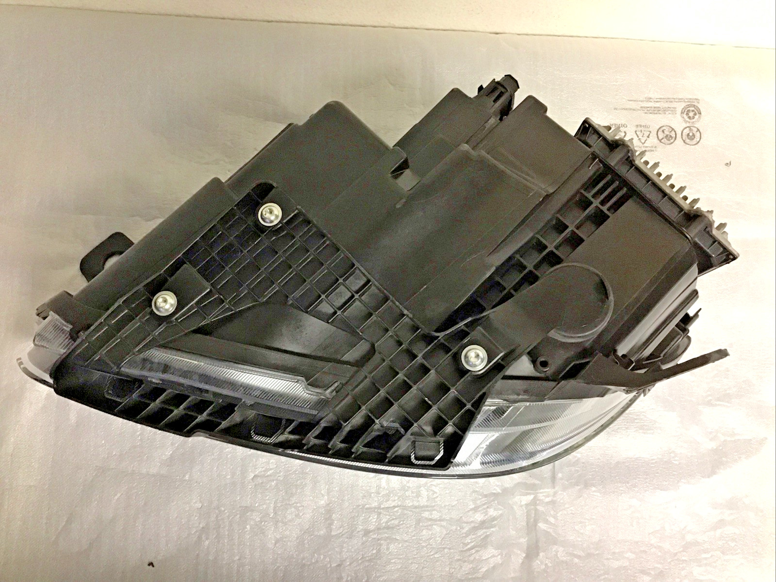 2018-2024 Maserati Ghibli Right Front Headlight Lamp Matrix 670106168 OEM