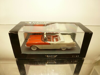 NEO SCALE MODELS PONTIAC STAR CHIEF CONVERTIBLE - WHITE 1:43 - VERY GOOD IN BOX 