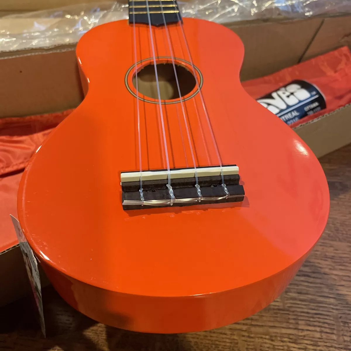 Mahalo Nubone Shinny Orange Ukulele U30G PP w Canvas Case 4