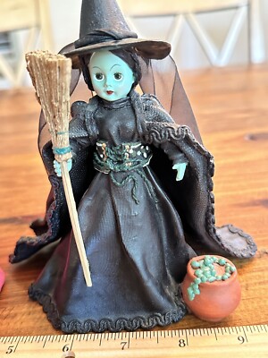 RARE SET OF 7 Madame Alexander Classic Collectibles Figurines