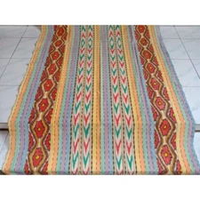 TENUN IKAT ETHNIC HANDWOVEN TEXTILES INDONESIA FOR BLANKET HOME DECORATION GD04
