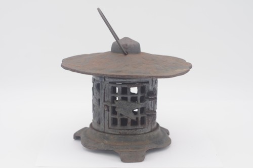 Vintage. Candle Holder Round Cast Iron Candle Holder Outdoor Candle Holder Bird - Picture 2 of 8